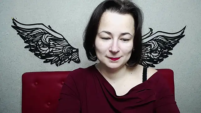 Snapshot of MarieSho chatting on 02.10.25 MarieSho online show from 02.10.25