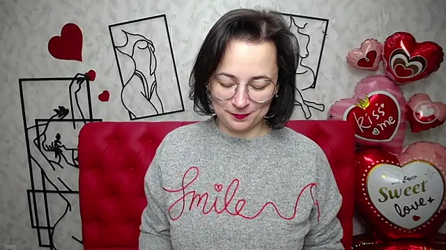 Snapshot of MarieSho chatting on 03.03.25 MarieSho online show from 03.03.25