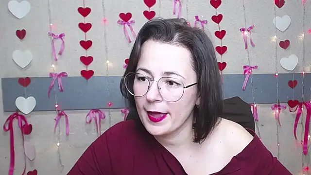 Snapshot of MarieSho chatting on 03.06.25 MarieSho online show from 03.06.25