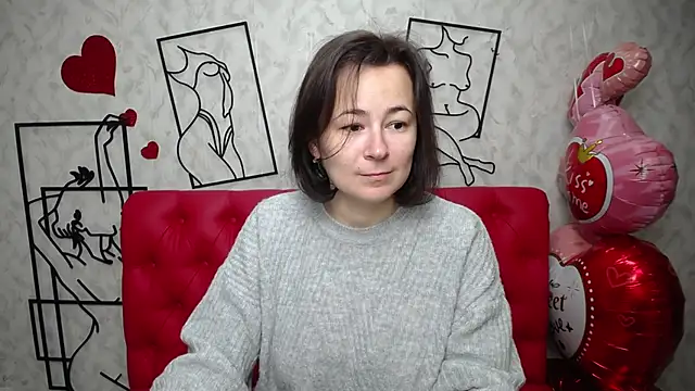 Snapshot of MarieSho chatting on 03.10.25 MarieSho online show from 03.10.25