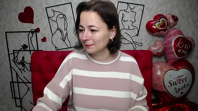 Snapshot of MarieSho chatting on 03.16.25 MarieSho online show from 03.16.25