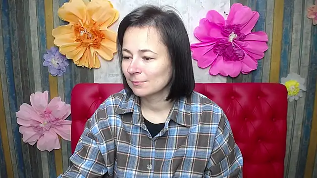 Snapshot of MarieSho chatting on 04.30.26 MarieSho online show from 04.30.26