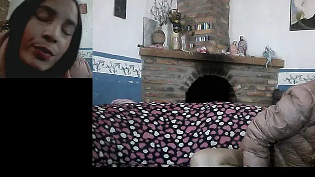 Snapshot of parejachild chatting on 06.23.26 parejachild online show from 06.23.26