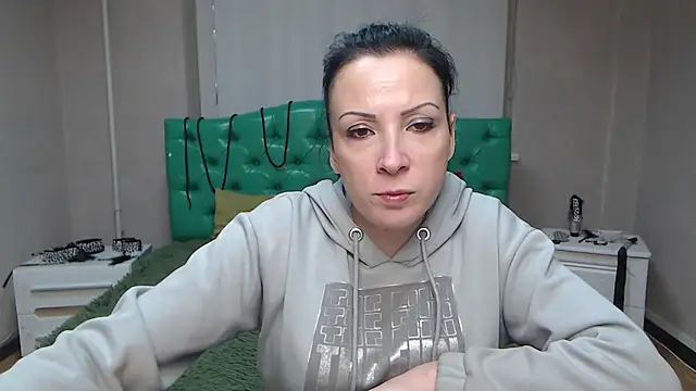 ElizabethSho online show from 02.09.25