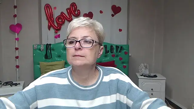 EmiliaGree online show from 09.30.25