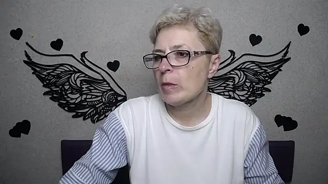 EmiliaGree online show from 11.23.25