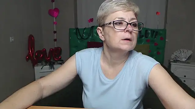 EmiliaGree online show from 11.27.25