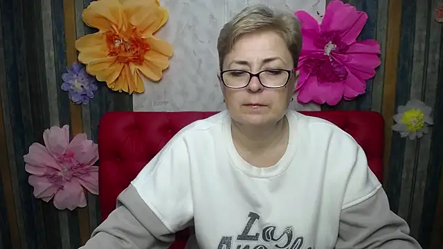 EmiliaGree online show from 04.25.26