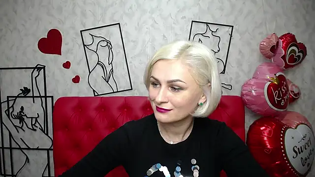 Snapshot of OliviaHorst chatting on 02.15.25 OliviaHorst online show from 02.15.25