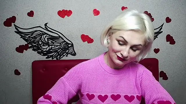 Snapshot of OliviaHorst chatting on 02.19.25 OliviaHorst online show from 02.19.25