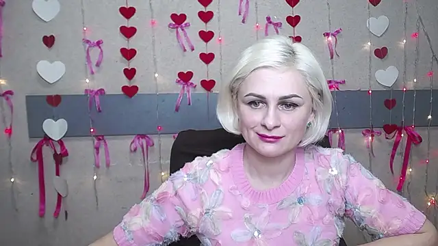 Snapshot of OliviaHorst chatting on 02.22.25 OliviaHorst online show from 02.22.25