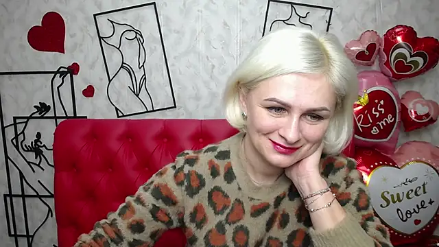 Snapshot of OliviaHorst chatting on 03.01.25 OliviaHorst online show from 03.01.25