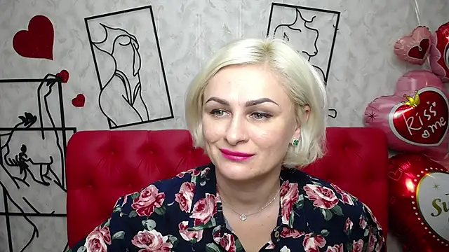 Snapshot of OliviaHorst chatting on 03.06.25 OliviaHorst online show from 03.06.25