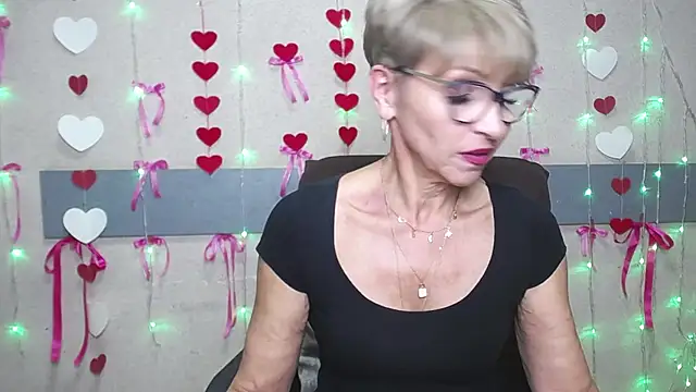 EllaBonito online show from 02.03.25