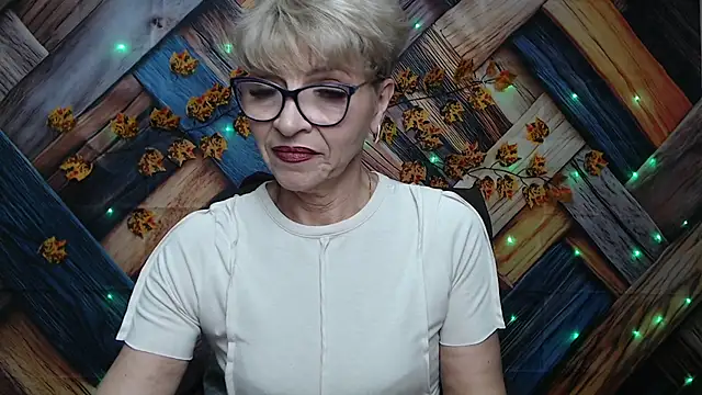 EllaBonito online show from 11.23.25