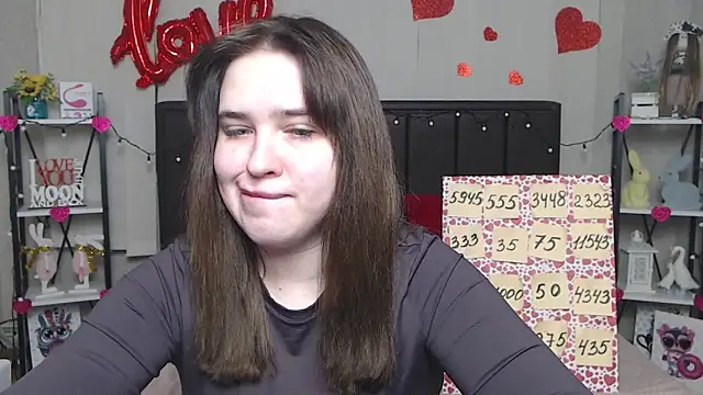 Snapshot of LauraHlot chatting on 03.02.25 LauraHlot online show from 03.02.25