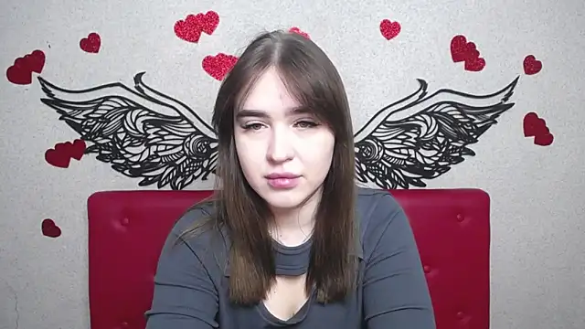 Snapshot of LauraHlot chatting on 03.15.25 LauraHlot online show from 03.15.25