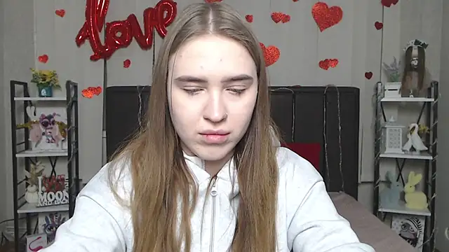 LauraHlot online show from 02.01.26