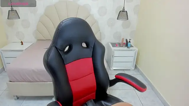 Snapshot of TATIGOLD2 chatting on 01.15.26 TATIGOLD2 online show from 01.15.26