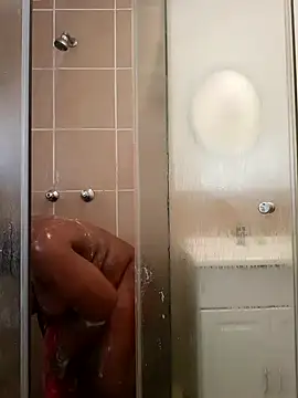 Thickchocolatex2 online show from 12.10.24