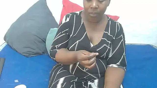 Thickchocolatex2 online show from 12.03.25