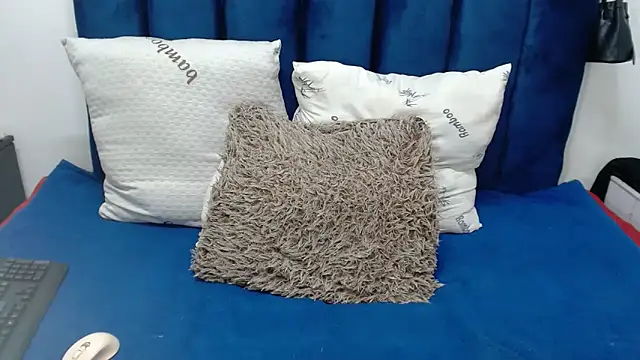 Thickchocolatex2 online show from 03.14.26