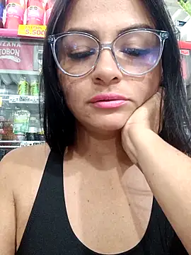 Linda Lars online show from 10.19.25