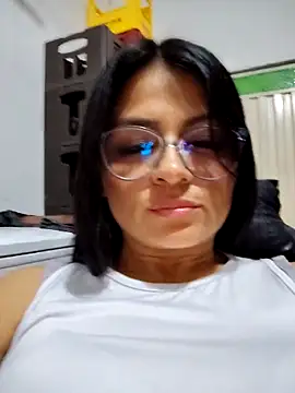 Linda Lars online show from 04.16.26