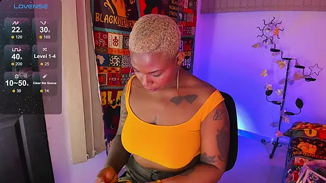 Snapshot of KenyaMystic chatting on 02.11.25 KenyaMystic online show from 02.11.25