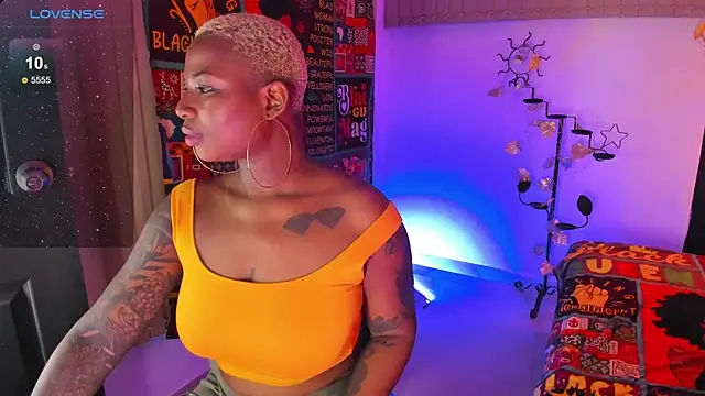 Snapshot of KenyaMystic chatting on 02.12.25 KenyaMystic online show from 02.12.25