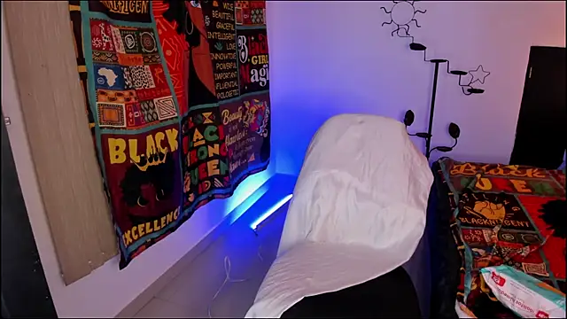 Snapshot of KenyaMystic chatting on 03.08.25 KenyaMystic online show from 03.08.25