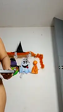 brown halos online show from 10.17.25