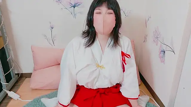 Snapshot of hazuki_8008 chatting on 01.02.25 hazuki 8008 online show from 01.02.25