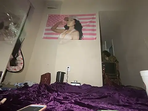 Creolegirl19 online show from 04.19.26