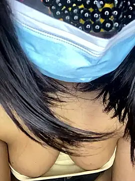 Snapshot of Shadow_Girl007 chatting on 02.18.25 Shadow Girl007 online show from 02.18.25