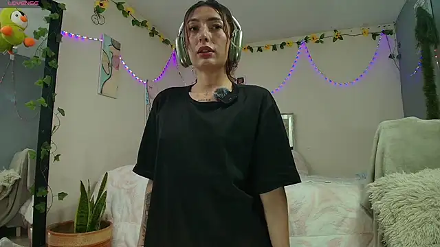 Tomoe b online show from 01.07.26