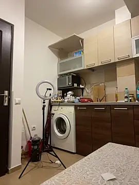 Daisyforyou online show from 12.21.24