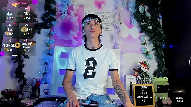 juniior 2311  online show from 01.16.25