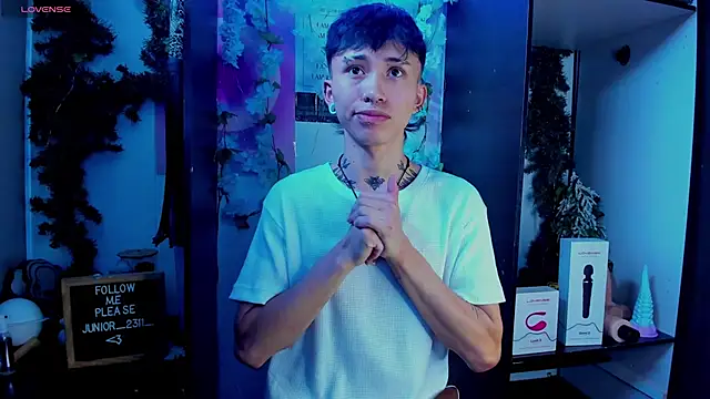 juniior 2311  online show from 03.10.25