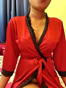 Snapshot of yhona_darling chatting on 04.29.26 yhona darling online show from 04.29.26
