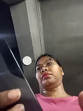 Hot Urvi online show from 03.19.25