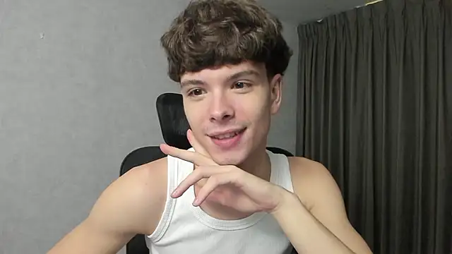 calvin love you online show from 03.04.26