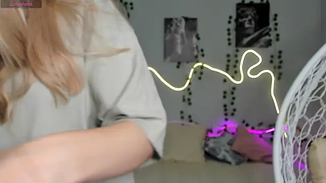 Snapshot of Melissa_babs chatting on 12.03.24 Melissa babs online show from 12.03.24