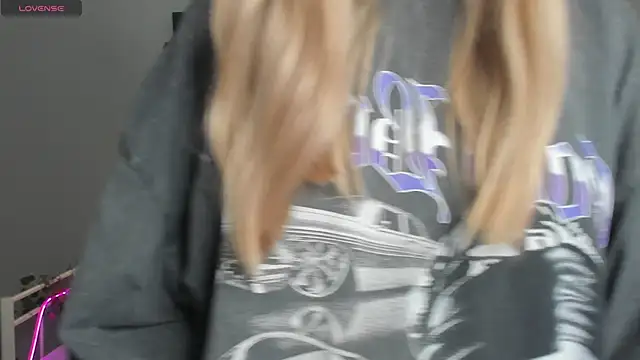 Snapshot of Melissa_babs chatting on 01.08.25 Melissa babs online show from 01.08.25