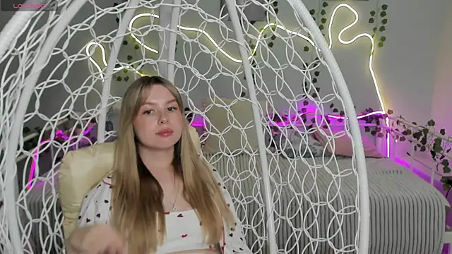 Snapshot of Melissa_babs chatting on 02.05.25 Melissa babs online show from 02.05.25