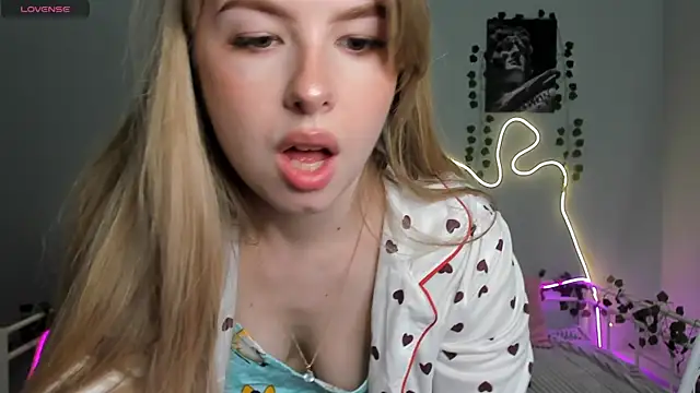 Snapshot of Melissa_babs chatting on 02.27.25 Melissa babs online show from 02.27.25