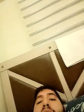 31cektirenbatuu online show from 02.21.25