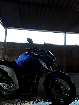 VitoriaFernandes online show from 10.25.25