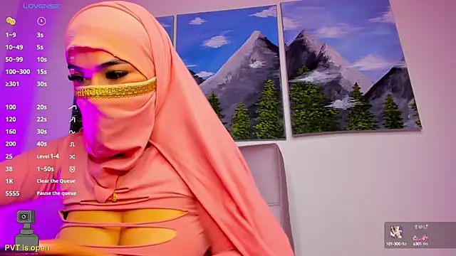 Tahiraa  online show from 02.05.25