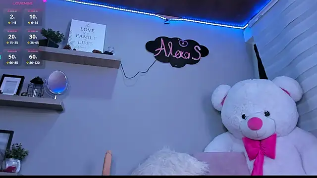 Alexasmith06 online show from 12.17.24